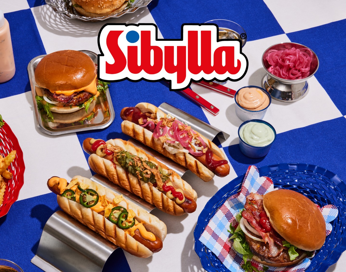 Sibylla puff.jpeg